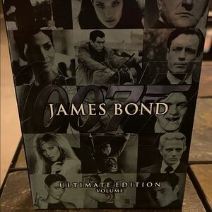NWOT-James Bond 007 Ultimate Edition Volume 2-DVD Set of 5 Feature Movies